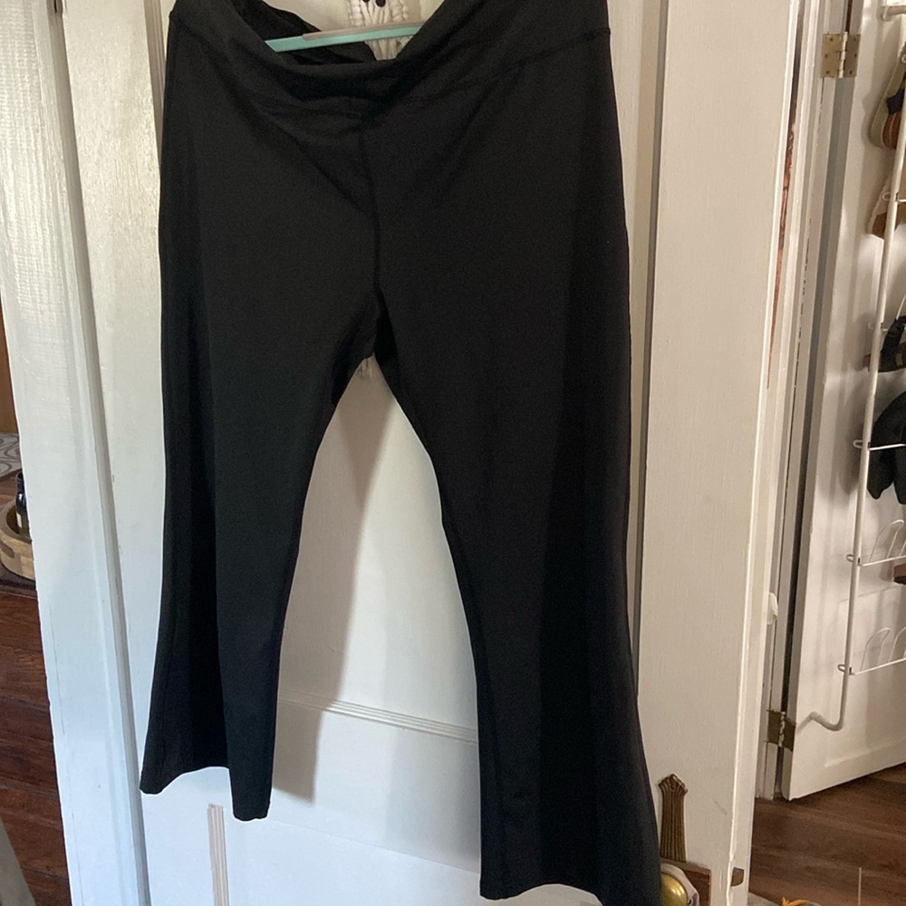 4/$20 NWOT 4x SHEIN twist back flare leggings / yoga pants